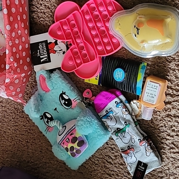 18 items gift basket 18 items gift basket 18 items gift basket 18 items gift bas - Picture 11 of 17